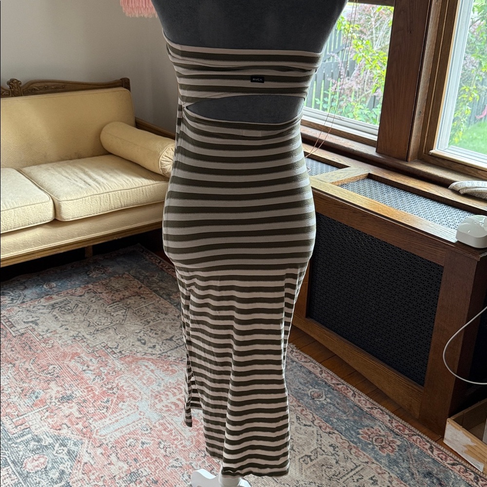RVCA Olive and Off-White Strapless Dress - Picture 4 of 4